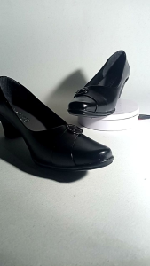 Sepatu Kulit Sapi 100% Wanita Pantofel Kerja Hak 5 cm36 - 40