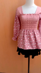 atasan wanita pink motif bunga putih S M L cewek lengan panjang dada karet leher kotak blouse cute santai