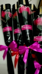 Buket Bunga Mawar Mekar Setangkai/ Buket Hari Ibu/ Buket Hari Ayah