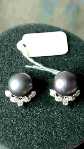 ต่างหูมุกเซ้าซี ประดับเพชร ของคำขาว ต่างหูมุก ต่างหู เซ้าซี - Lazada