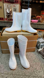 "รองเท้าบู๊ต แบรนด์ โบลว์ลิ่ง (Bowling) รุ่น B4250 และ B4450 วัสดุ PVC สูง 12"" และ 14"""