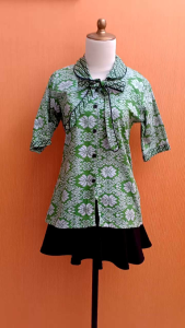 atasan kemeja wanita batik hijau DU ONG cewek M lengan pendek pita depan cute kerja kuliah