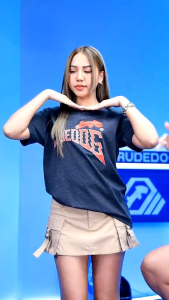 Rudedog เสื้อยืดคอกลมแขนสั้น รุ่น WAVYDOG แท้ 100%