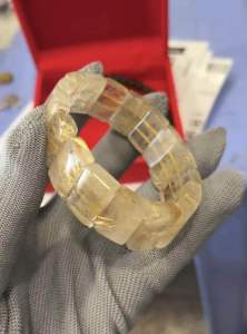 Vòng tay đốt trúc đá Thạch Anh Tóc Vàng thiên nhiên