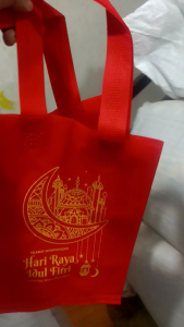 Tas Spunbond Custom Sablon Ukuran P30 T40 L10 Cocok untuk Buat Isi Sembako Souvenir Hampers dan Lainnya Harga 50 Pcs