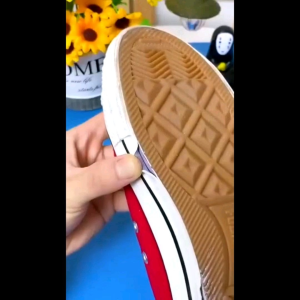 Lem Sepatu Super Kuat Tahan Air & Perekat Sandal 50ml