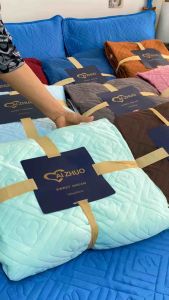 ผ้าปูที่นอนยางพาราเย็น 6 ฟูติฟู (Ice mat latex) ของ AIZHUO สีพื้น 3 ชิ้น พื้นผ้า นุ่ม ลื่น เย็นสบาย