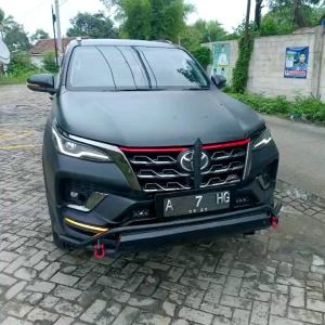 Tiang Komando Mobil Tiang Bendera Dan Dasi Universal Mobil