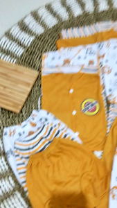 Ceisya Baby id Paket Brojol 18 Pcs Baju dan Celana Bayi Newborn Series Kubus