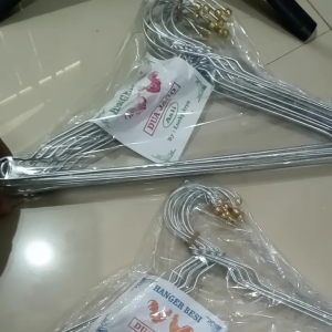 Hanger Gantungan Baju Besi Dua Jago isi 12 pcs