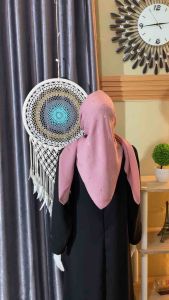 Hijab Segi Empat Payet Rintik Mutiara