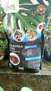 Pupuk Bonsai slow release merah 1kg sekali pupuk 9-12 bulan kemasan pabrik
