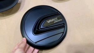 Paket Outer Handle Tank Cover Yaris Cross 2023-2025 GR Hitam Chrome Carbon