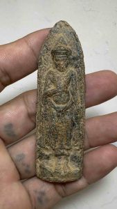 พระร่วงรางปืน เนื้อชินสนิมเขียวแดง กรุเก่าสุโขทัย