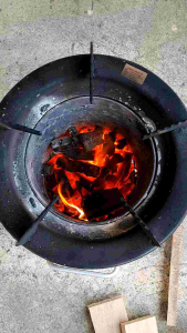 เตาชีวม ขนาด 26*26*30cm เผากิ่งไม้ 10 นิ้ว ชื้อเพลิง หัวเตาเส้นใบไม้