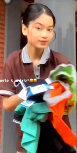 Kaos Kerah Polo Polos Kombinasi Cotton: Pilihan Nyaman & Tahan Lama