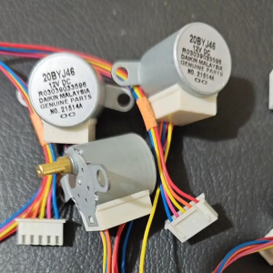 SWING AC DAIKIN MALAYSIA