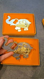 ที่เปิดขวด แม่เหล็กที่เปิดขวด แบบโลหะ ลวดลายช้าง วัด ไทยๆ เหมาะเป็นของฝากของขวัญ ของที่ระลึกประเทศไทย