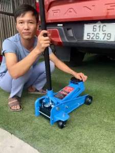 Kích cá sấu 3 tấn 1 piston thương hiệu Hitman