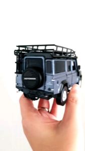 Land Rover Defender SUV Die-Cast Model Toy 1/32 Scale Model Collection Vehicle Car Collectible