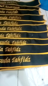 Selendang Wisuda Anak: Pilihan & Tips