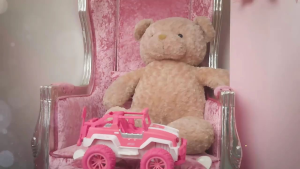 Xe địa hình leo núi điều khiển từ xa tỷ lệ 1:16 điều khiển 24g kèm pin sạc