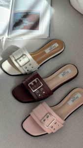 FAIME ADORE - (แนะนำตรงไซส์) รองเท้าแตะดีไซน์สุดน่ารัก ตกแต่งด้วย stud eyelet and belt