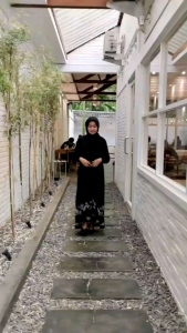 Sarung Santri Putri Batik Rayon Premium Monocrome