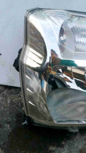 *USED* NISSAN X-TRAIL T31 HOLOGEN HEADLAMP LAMPU DEPAN FRONT LIGHT