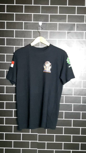 kaos distro motif tetaplah merendah bahan cotton combed 24s kualitas 100% katun murni bisa untuk pria dan wanita