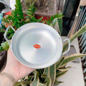 Chảo ốp la xi đục sâu lòng đáy bằng TH -Chảo chiên trứng chiên thức ăn có tay cầm cao cấp - gia dụng Nari