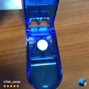 ที่ตัดยา ที่ตัดเม็ดยา พร้อมช่องใส่ยา กล่องตัดยา ตลับตัดยา พร้อมช่องใส่เม็ดยา ที่แบ่งยา