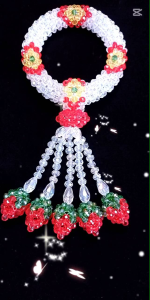 พวงมาลัยคริสตัลลายพิกุลเส้นผ่านศูนย์กลาง6ซม