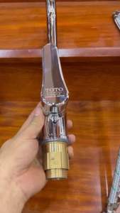 Vòi rửa chén nóng lạnh hàng bãi tuyển chọn