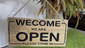 ป้ายเปิดปิด ตกแต่งร้านตกแต่งบ้าน ฟรีเชือก