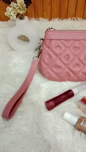 Dompet Pouch Maheera: Pilihan Terbaik untuk Wanita