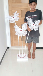 Dekorasi Lampu Standing: Menambah Kesan Elegan pada Ruang Tamu, Pelaminan, dan Taman