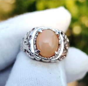 Natural Untreated Milky Opal Fire grade silver kerawang ring