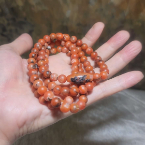 Gegegems Creation premium 8.2mm  Baoshan Nan Hong white Lianpu 108 beads & Kunming Nan Hong barrel bead necklace [Natural Crystal]