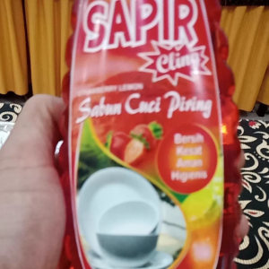 SABUN CUCI PIRING Aroma Strawberry