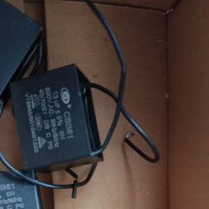 KAPASITOR 10UF 500V.AC