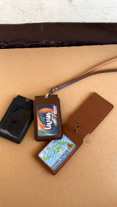 ID Card Holder Kulit Magnet Flip 2 Sisi & Name Tag Holder Kulit