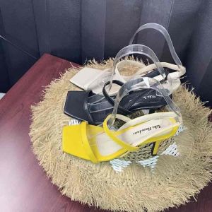 Sandal Heels Karet Hitam Kuning Krem 9cm