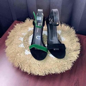 Sepatu Hak Tinggi Stiletto Kotak 6cm: Desain Elegan & Cocok untuk Acara Formal