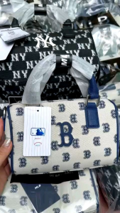 [XUATDU] TÚI TRỐNG B-NY HỌA TIẾT MONOGRAM FULLTAG XUẤT HÀN