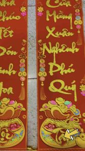 Cặp liễn treo câu đối chúc Tết mang nhiều May Mắn Hạnh Phúc và Tài Lộc KT(25x75).