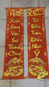 Cặp liễn treo câu đối chúc Tết mang nhiều ý nghĩa và May Mắn KT(25x75).