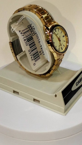 CASIO LADIES GOLD LTP V005G 9A