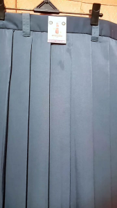 ROK ABU-ABU PANJANG SERAGAM SEKOLAH ( SMA ) REMPEL ATAS HIGT TWIS REEL FICTURE TERLARIS & MURAH\nROK BIRU PANJANG REMPEL ATAS SERAGAM ( SMP ) BAHAN HIGT TWIS HALUS & LICIN REALFICT BANYAK DIMINATI