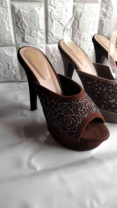 sepatu high heels wanita terbaru tinggi 13cm